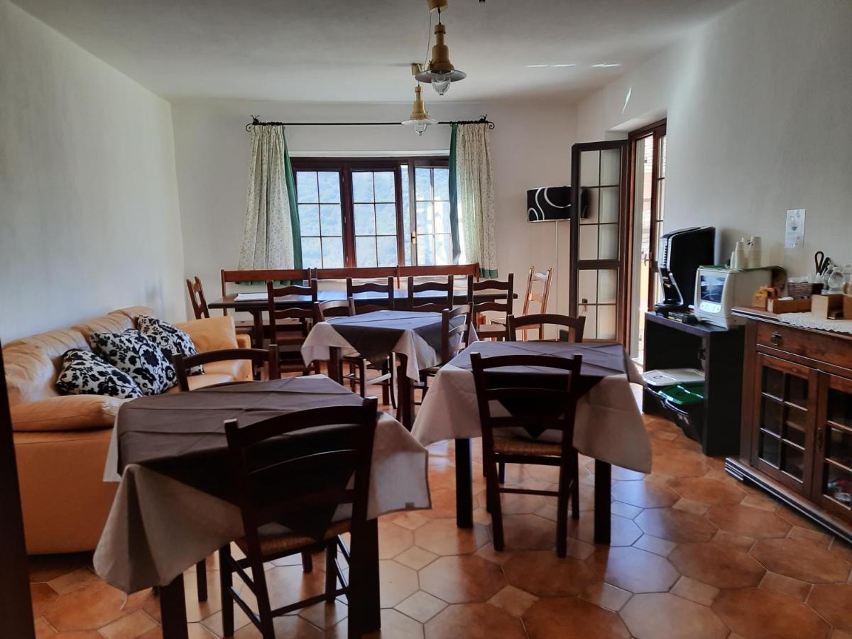 Sa Stiddiosa Guesthouse Gadoni Extérieur photo