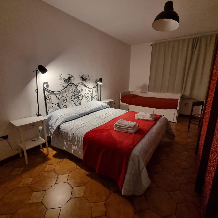 Sa Stiddiosa Guesthouse Gadoni Extérieur photo